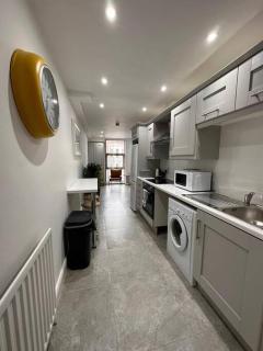 Boutique Style Apartment Belfast - 5