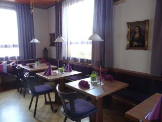 Hotel-Restaurant Zum Goldenen Hahnen - Markgröningen - 3