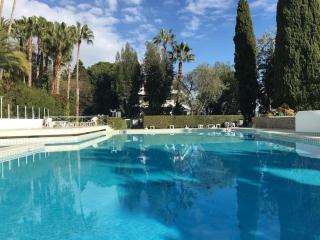 SUPER CANNES FRONT DE MER LUXUEUX VUE UNIQUE - Vallauris - 9