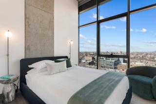 Fulbrix Bright Designer Apartments with West Loop Views - Chicago - 2