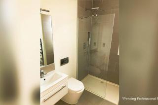 Contemporary 1 Bedroom Loft in Ilford, London - Ilford - 9
