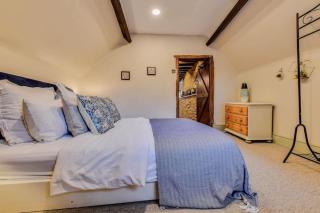 The Loft @ The Old George Inn - South Cerney - 5