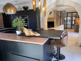 Villa Bali de standing, 8 couchages à 5 min d'Arles - Arles - 3
