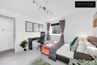 Caraway Heights 2Bedroom Apt Sleeps 6 in Canary Wharf, Free Parking, Near Excel, O2 & London City Airport By Maison Christo Property Short Lets & Serviced Accommodation - Londres - 4