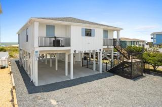 Cake by the Ocean Ocean front home Fully renovated custom finishes - Holden Beach - 9