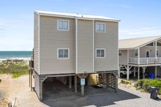 Cheek to Cheek Oceanfront OIB, Brunswick Vacation Rentals - Ocean Isle Beach - 6