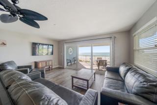 Four Shores Unit 3 Gulf Condo Direct Gulf with Pool and Spa - 9