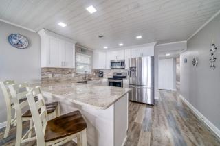 2,000 Sq Ft Condo with Private Indoor Poolside Cabana Unit 4 at Four Shores - Clearwater Beach - 6