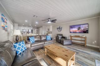 2,000 Sq Ft Condo with Private Indoor Poolside Cabana Unit 4 at Four Shores - Clearwater Beach - 4