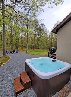 Red Rock Run - Luxury 6 BR Secluded Home with Hot Tub & Linens - Albrightsville - 7