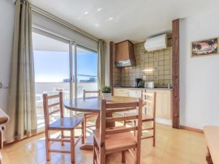 Apartment Ahinoa by Interhome - Roses - 2