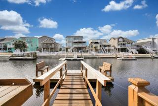 Doin` Time Canal Front home with elevator and extra living room - Ocean Isle Beach - 9