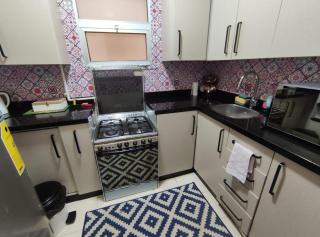 Amazing 2-Bed Apartment in Cairo madinty - 8