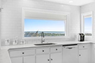 Genuine Holden Beach Ocean front with private pool and great beach views - Holden Beach - 3