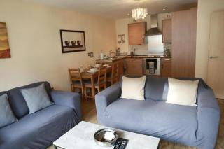 Stunning 2-Bed Apartment in Birmingham - Birmingham - 6