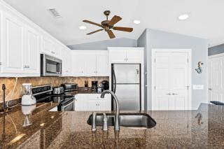 Rainbow's End Brunswick Vacation Rentals Ocean front with private heated pool - Supply - 8