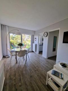 Rez-de-jardin bord de mer - Cabourg - 0