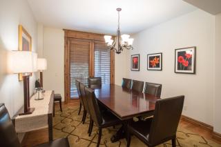Silver Aspen - Five Bedroom Loft Luxury Townhome Hotel Room - Solitude - 8