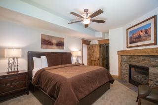 Silver Aspen - Five Bedroom Loft Luxury Townhome Hotel Room - Solitude - 5