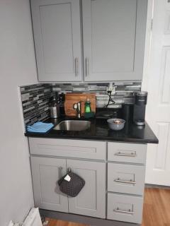 Cozy studio in a lovely area - Forest Hills - 7