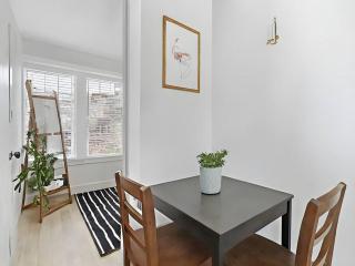 Modern & Fully Furnished 1BR Apartment - Oakdale 3S - Chicago - 9