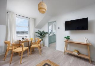 2 Bed - Penthouse The Gatehouse by Pureserviced - Plymouth - 8