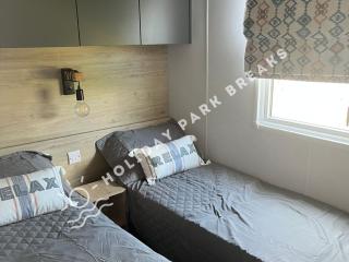 Sunset - A Relaxing Gold 3 bed holiday home at Seal Bay Resort - 5
