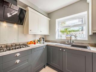 3 bed in Eastbourne EHC01 - Eastbourne - 3