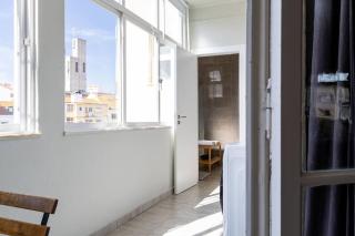 Spacious apartment in central Lisbon, 120 m², fireplace - Lisbona - 2