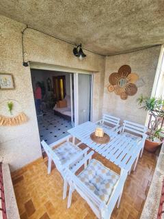 Nice beachside 2-BD apt near Barcelona - Cunit - 2