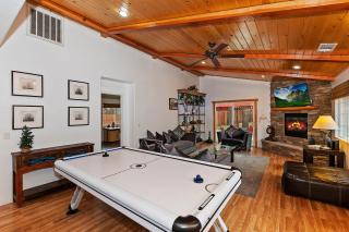 154 - Mountain Bearadise - Meredith Lodging - Big Bear Lake - 2