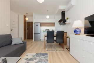 Sarmacka 23 apartment next to Medicover and Paley - Warsaw - 0