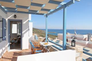 Ebatis Guesthouse - Vari - 9