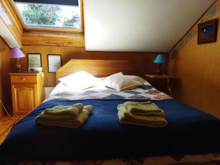 Habitación para dos personas cama matrimonial y Habitación para una persona cama individual - Valdivia - 6