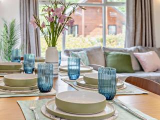 3 Bed in Gower 91721 - - 4