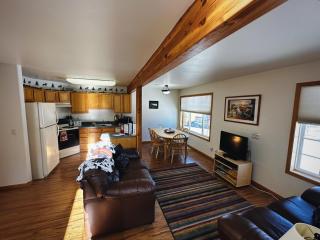 Beartooth_Montana_Getaway - Red Lodge - 9