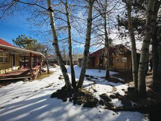 Mavericks Corner - Red Lodge - 5