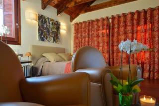 Romantic retreat with jacuzzi in Boltaña - Boltaña - 2