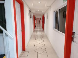 Hotel Puerto México Aeropuerto - Mexico City - 7