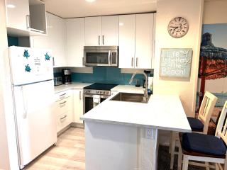 Beachside Retreat - Oceanside - 7