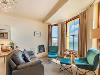 2 Bed in Tenby FB233 - Tenby - 9
