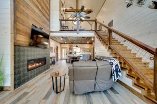 Broken Bow Cabin with Hot Tub, Pool Table and Fire Pit - Broken Bow - 7