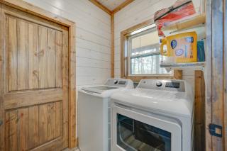 Broken Bow Cabin with Hot Tub, Pool Table and Fire Pit - Broken Bow - 2