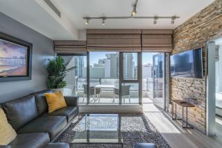 Skyline Escape in the Heart of Downtown - 5