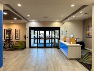 Holiday Inn Express Hotel & Suites Ennis by IHG - Ennis - 5