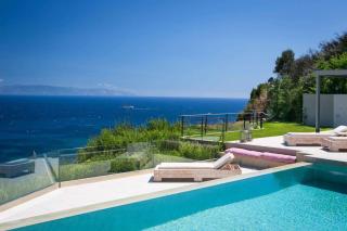 Christina by Vintage Travel - Spartià - 0