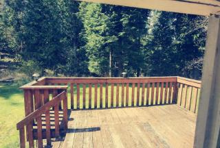 Large Lodge at Rainier Lodge (0.4 miles from entrance) - 4