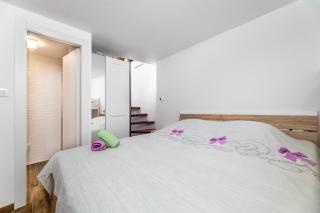 Apartments by the sea Baska, Krk - 22406 - 9