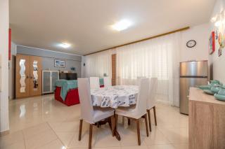 Apartments with parking space Baska, Krk - 22407 - Baška (Bescanuova) - 2