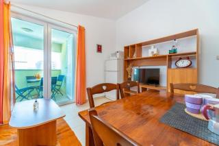 Apartments with parking space Baska, Krk - 22411 - 1